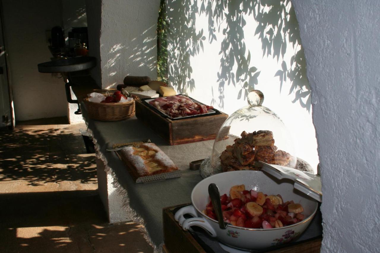 Bed and Breakfast Le Rondini Mont-ras  Exterior foto