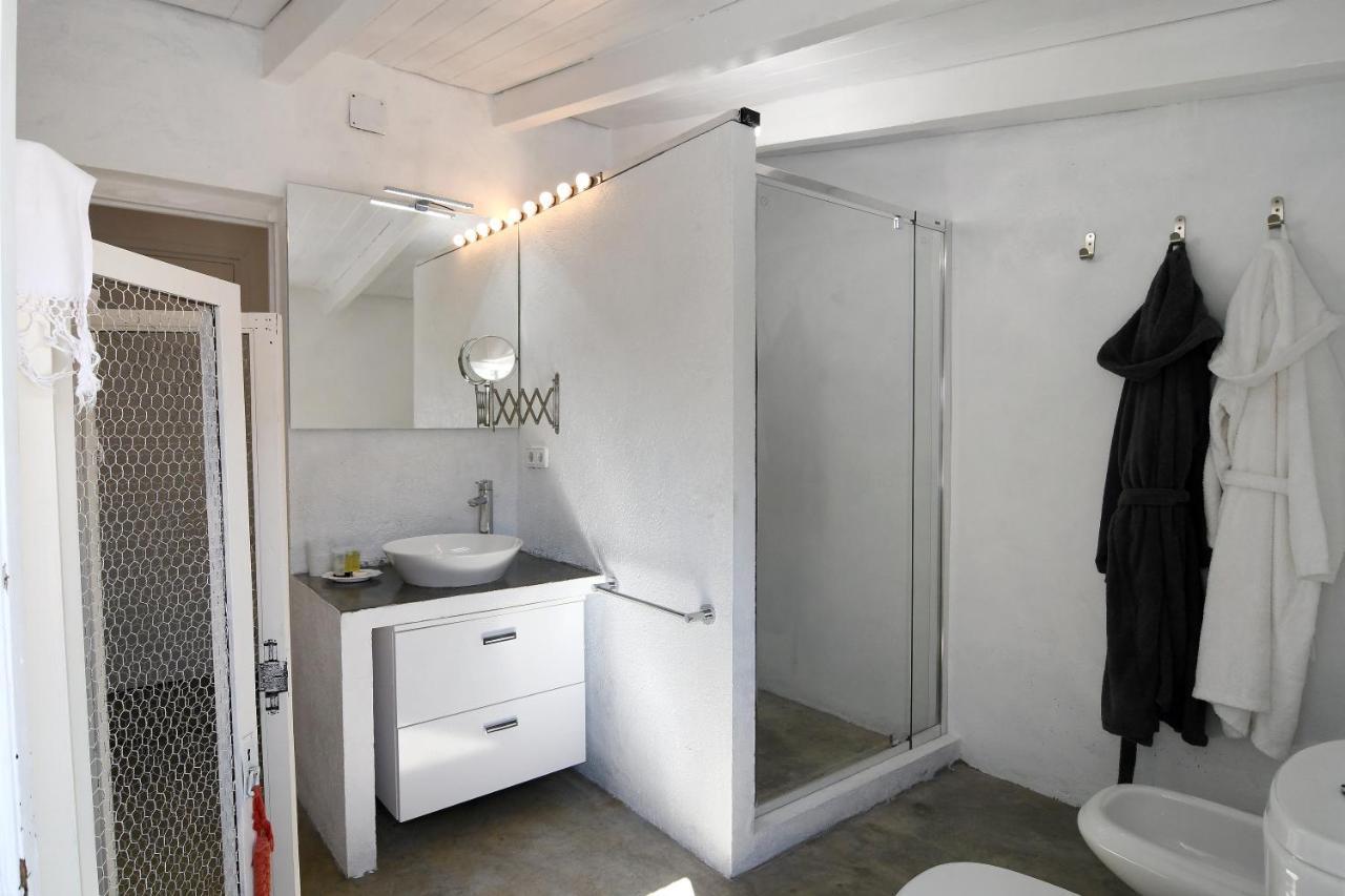 Bed and Breakfast Le Rondini Mont-ras  Exterior foto
