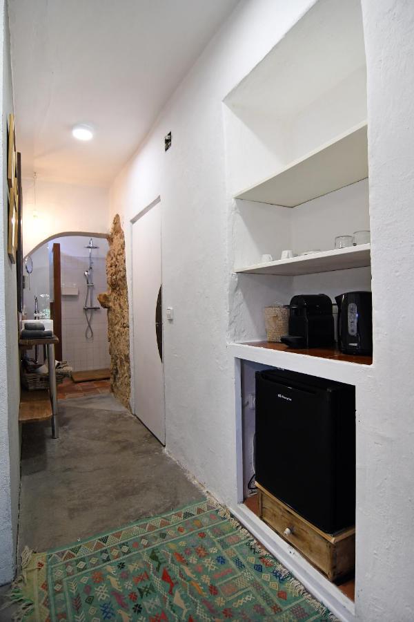 Bed and Breakfast Le Rondini Mont-ras  Exterior foto