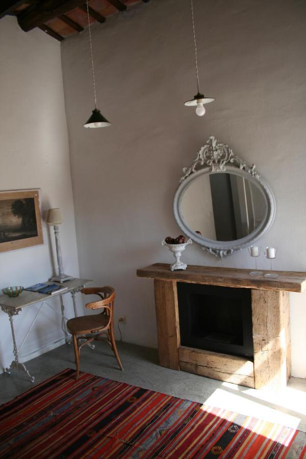 Bed and Breakfast Le Rondini Mont-ras  Exterior foto